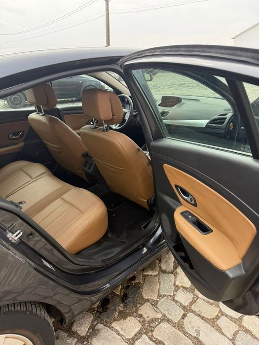 Fluence 100% electric doar 5.000 lei