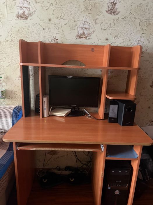 Продам рабочий стол
