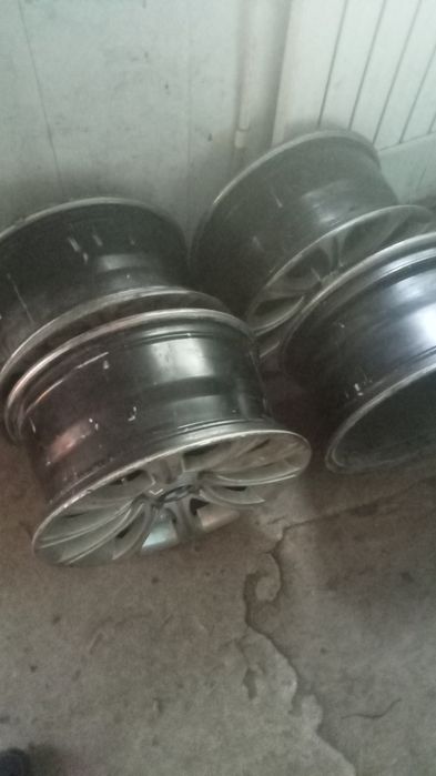 Продам легкосплавные диски 17R