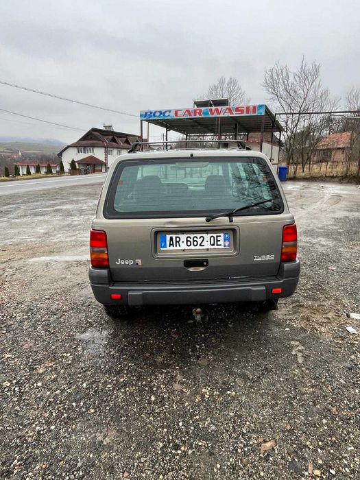 Jeep Grand Cherokee Laredo