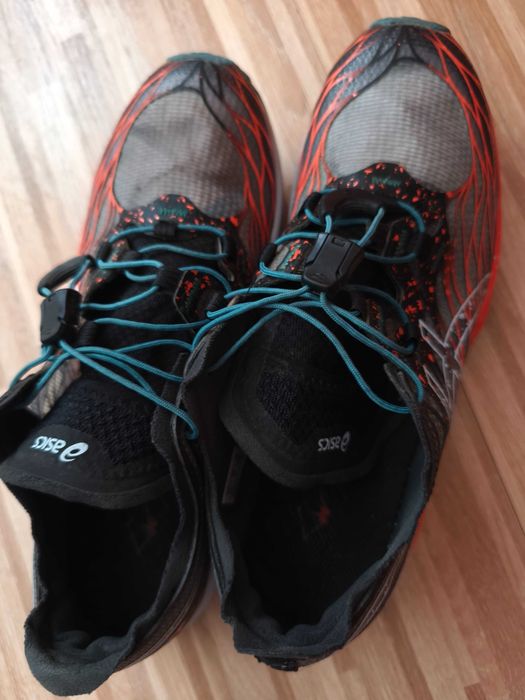 Pantofi alergare trail