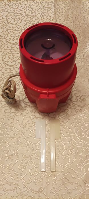 Кухонная машина *РОСТОК* .