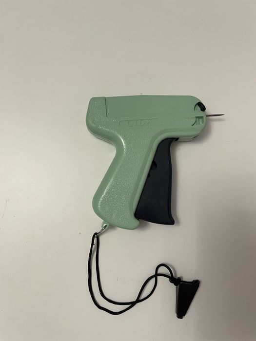 Пистолет за Етикети