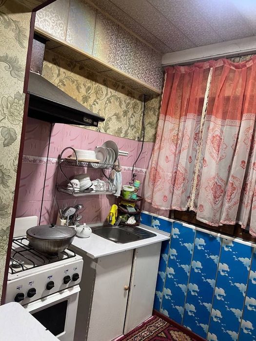 Чирчик ш. 9 м/н 2х/1/4 янги планировка 64 м²