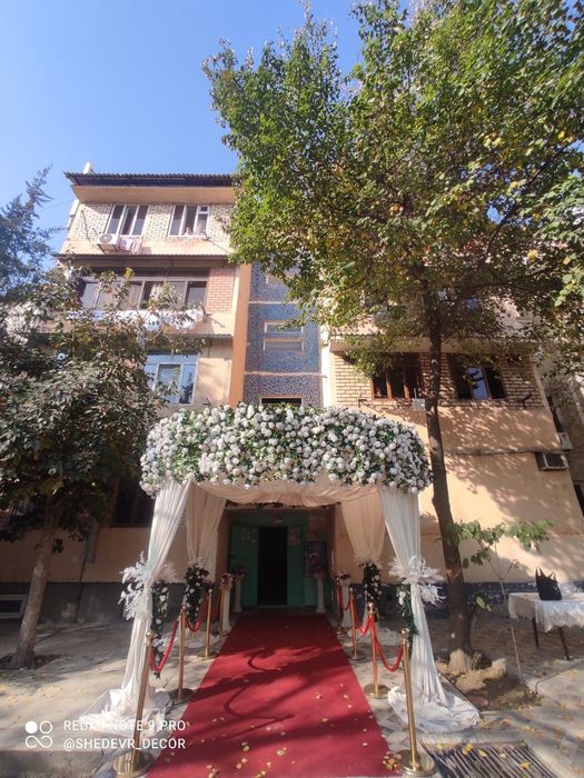 Ofarmleniya. Kuyov navkar tóy bezaklari