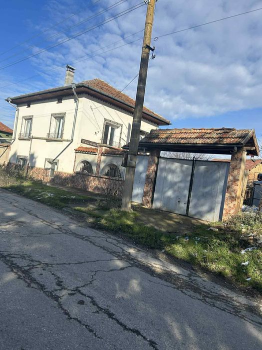 Продава се Къща в с. Горна Митрополия, Област Плевен - 120 кв.м за 298 €/кв.м - Снимка #9