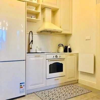 Продаваме Двустаен Апартамент В Зона Б-5