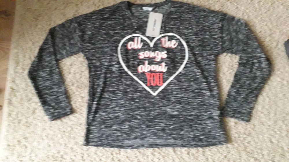 Нова трикотажна блуза 6 бр