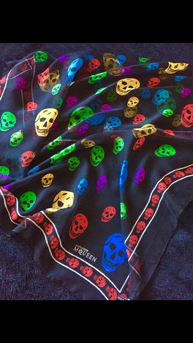 Оригинален шал Alexander McQueen