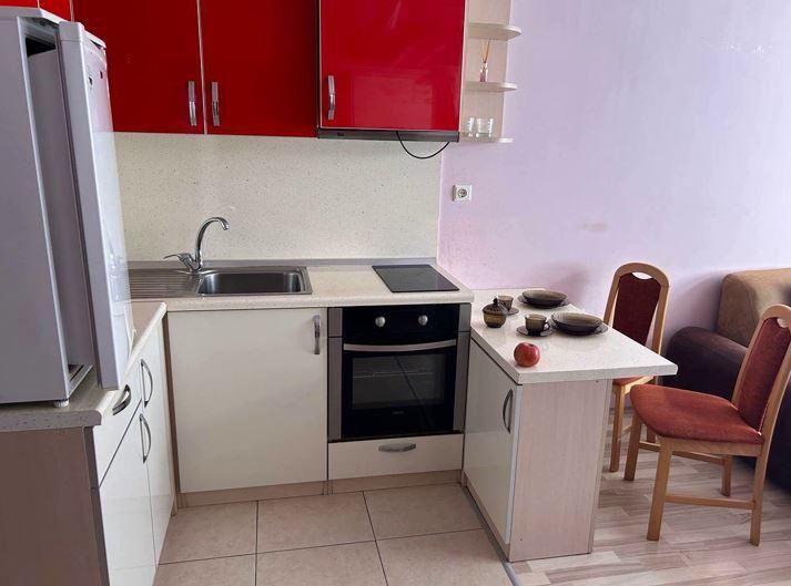 Дава се под наем Едностаен апартамент в Бургас, Сарафово - 45 кв.м за 270.3 € - Снимка #2