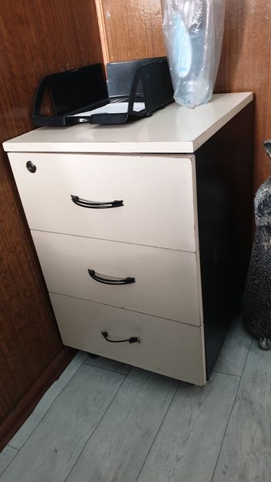 Офисная мебель. Дешево. Б/у.