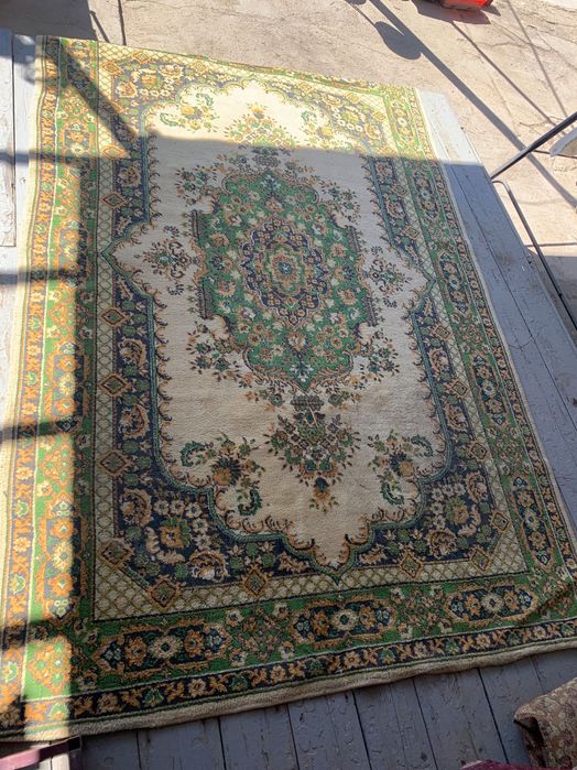 Ковры  продаются