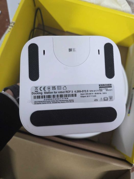 Robot de curățat podele Autonomie 120 min Fara Rolă de curățare