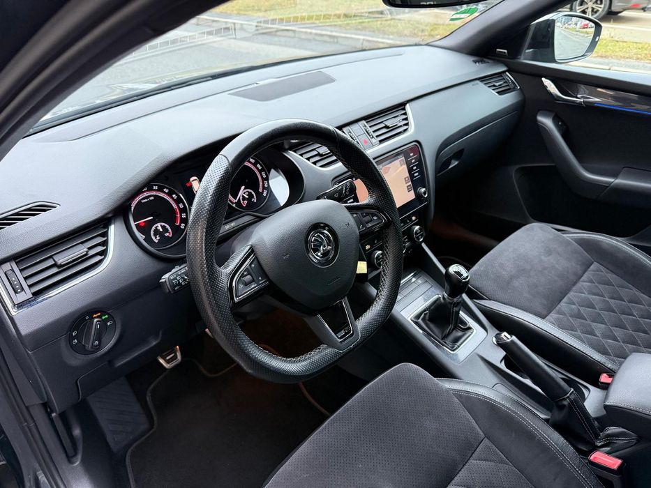 Skoda Octavia VRS 2018 2.0 TDI Bi - Xenon Navi