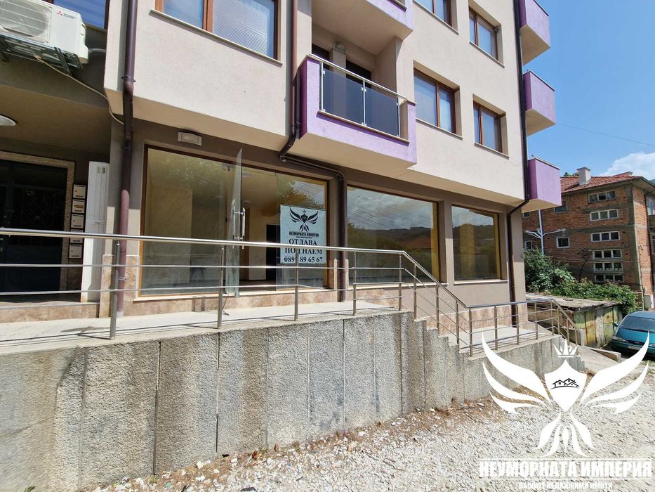 Дава се под наем Офис в Асеновград - 73 кв.м за 310 € - Снимка #13