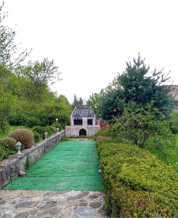 Închiriere clădire pentru business turistic – Valea Doftanei”