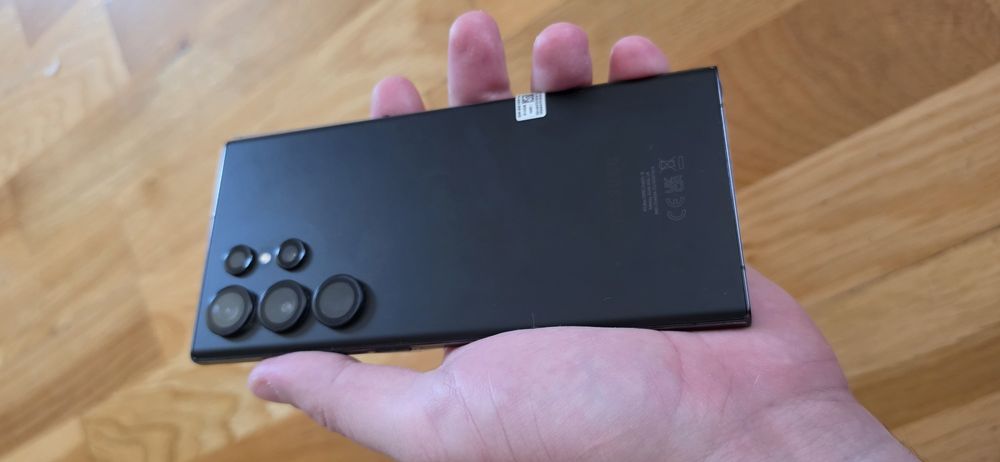 Vând Samsung  S23 Ultra 512 GB , Husa UAG
