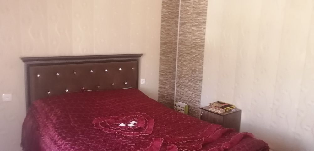 Hovli sotiladi 8 sotix