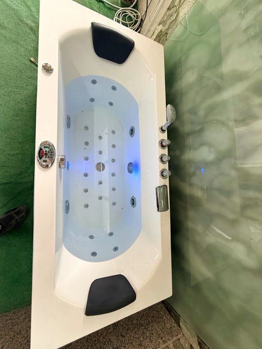 *Spa* Хидромасажна Вана -Джакузи за Двама с Подгрев до 45°  1.69x0.74