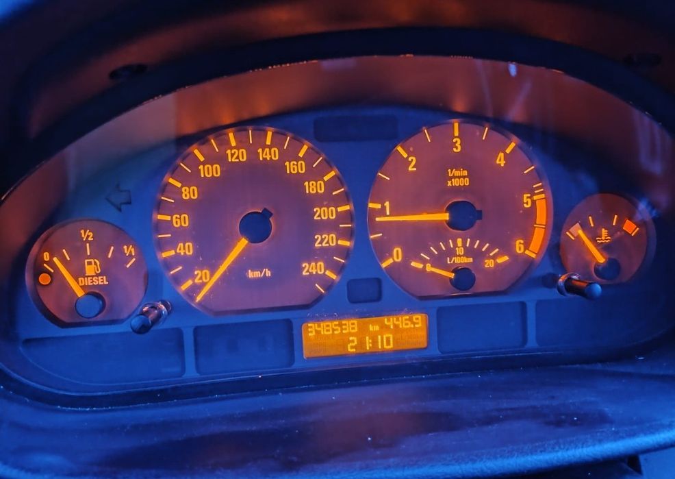 Vând BMW 320d 2004