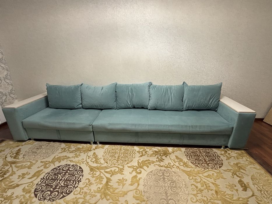 Мягкий мебель. Диван раскадной