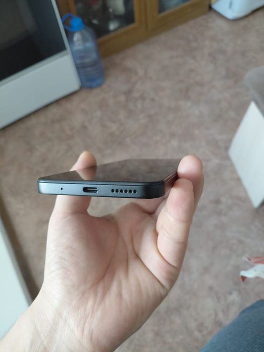 Продам Redmi 13 256/8