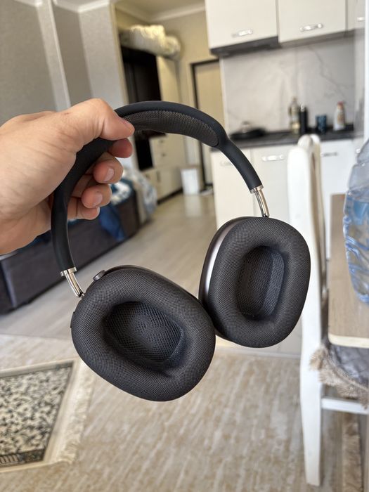Air pods max original