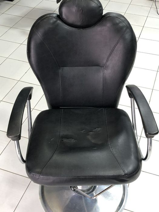 Салон кресло 120$