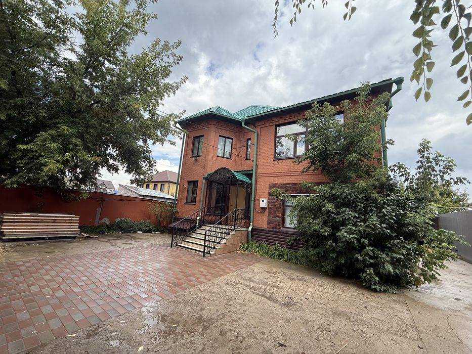 Сдам коттедж в центре города