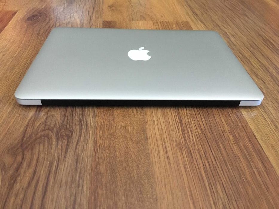 13.3' Core i5 Apple MacBook Air Mid 2017 8GB RAM/256GB SSD/Intel HD 6000/Батерия 6 ч