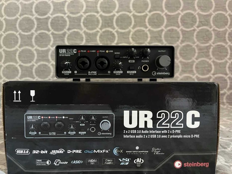 Аудио интерфейс Steinberg UR22C