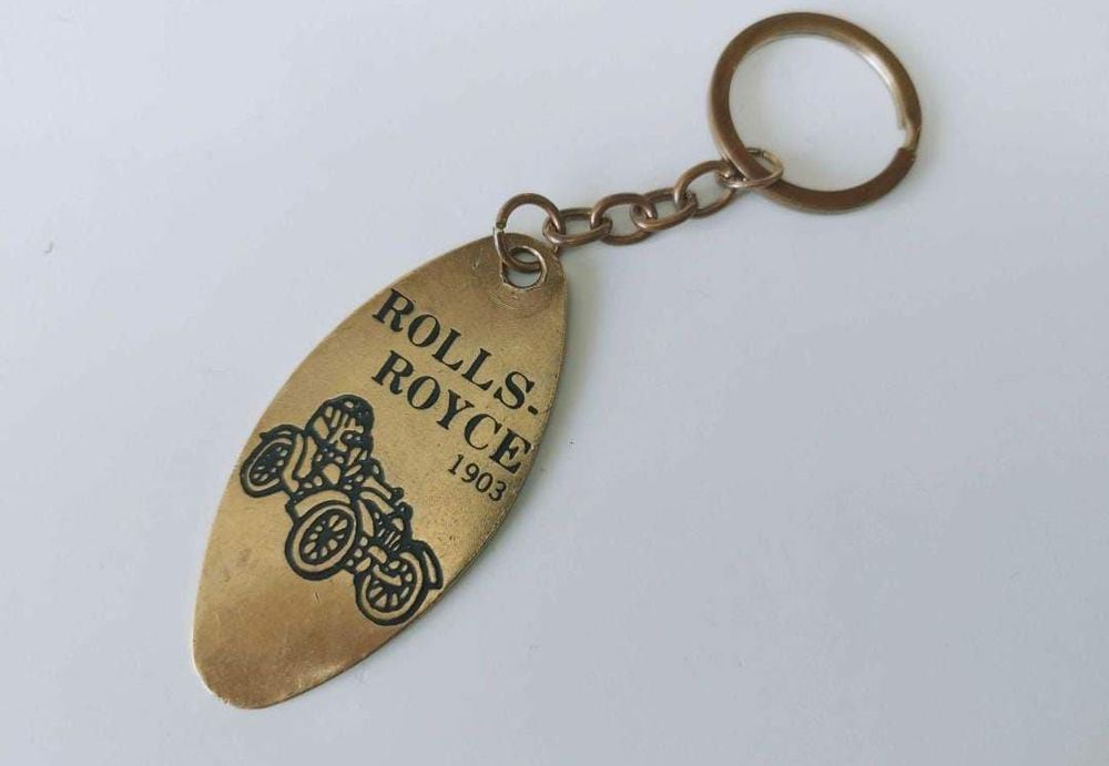 Vechi Breloc Rolls Royce 1903 din bronz