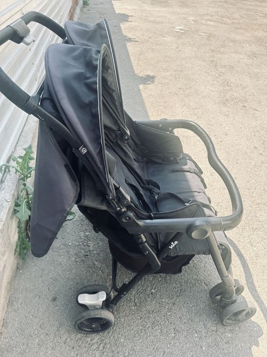 Коляска для двойни