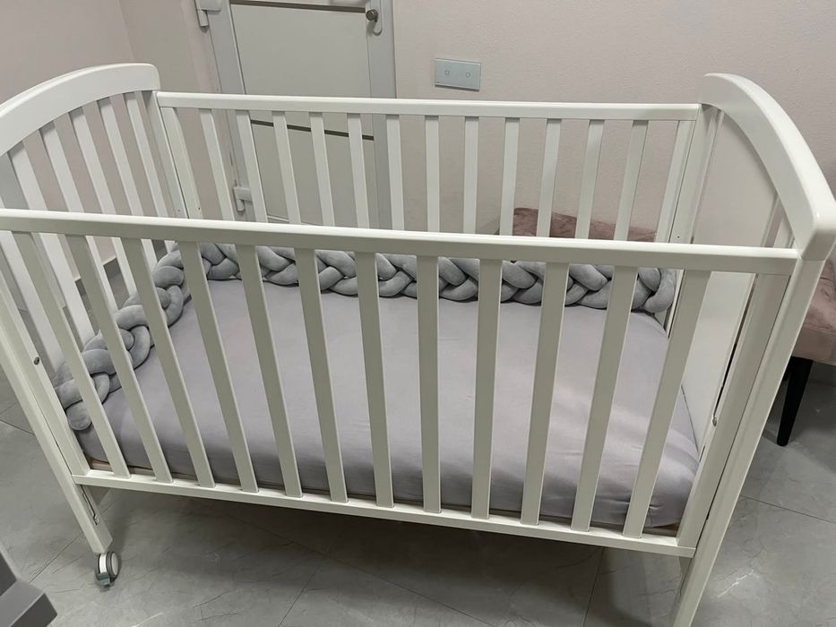 Vând pătuț în stare perfectă.