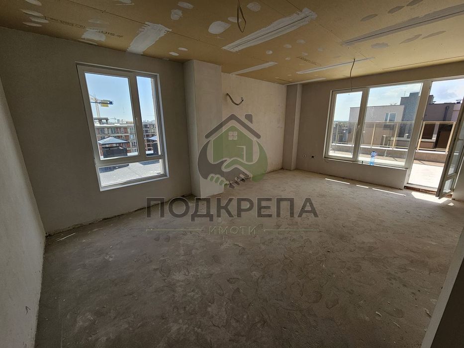 Продава се Тристаен апартамент в Пловдив, Христо Смирненски - 185 кв.м за 1079 €/кв.м - Снимка #3