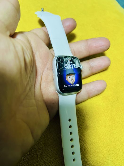 Apple watch 4 pentru piese liber