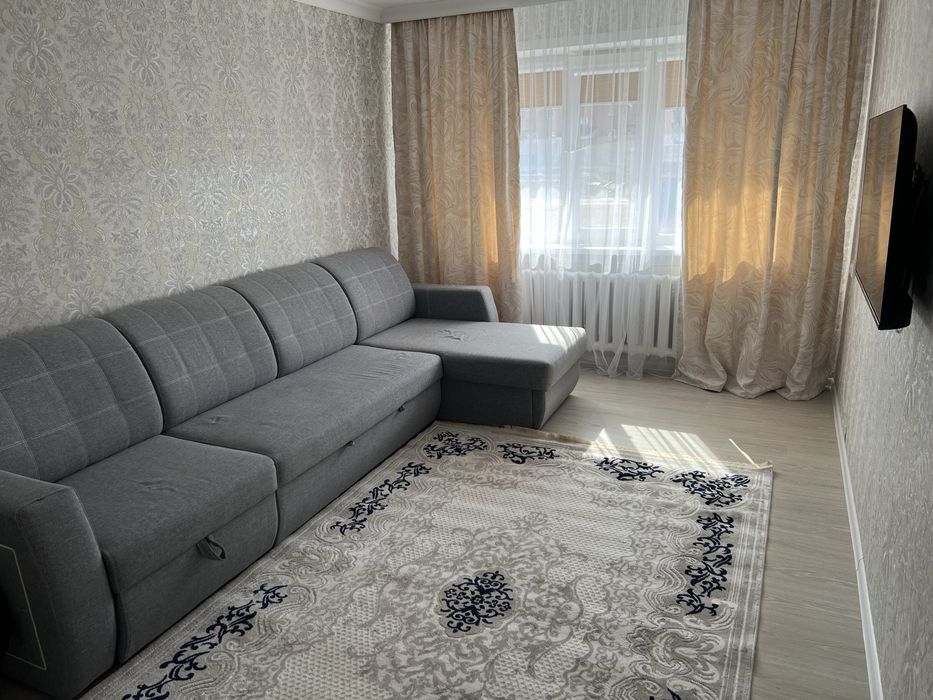 Продам кв 9 мик 27 дом