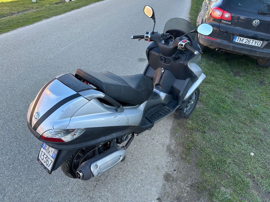 Piaggio MP3 250 2008