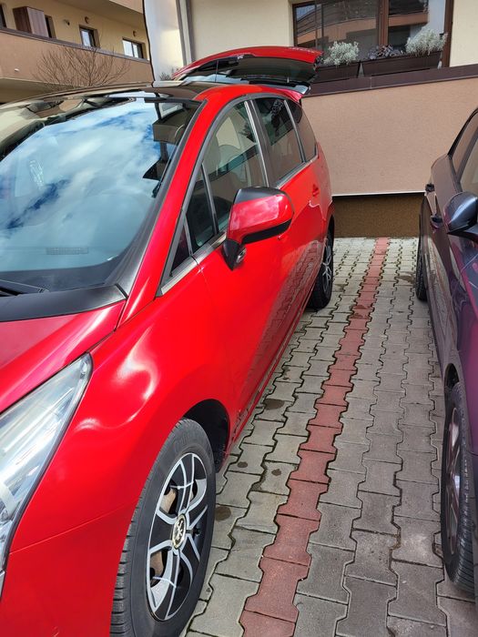 Peugeot 5008 2011