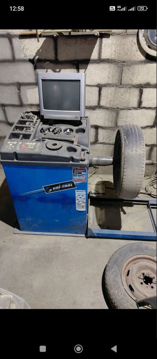 Машина за балан и монтаж