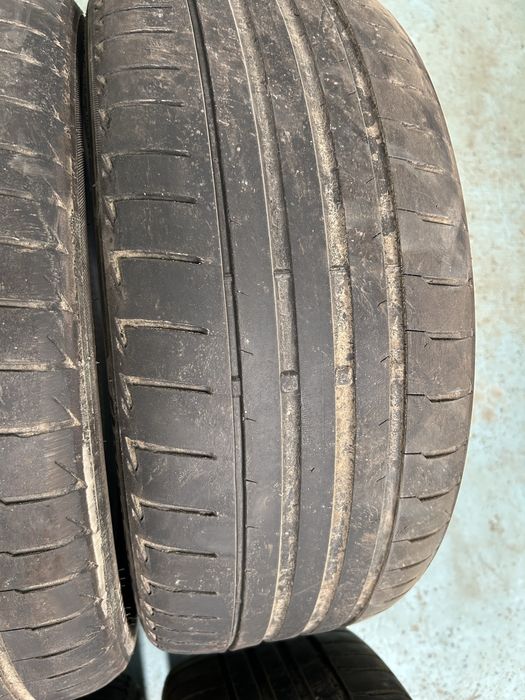 Vand anvelope vara bridgestone turanza!