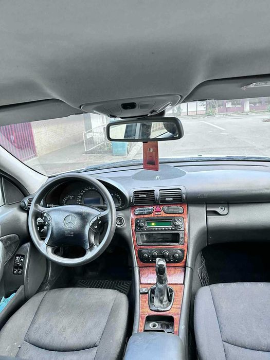 Vand mercedes c200 benzina +gpl