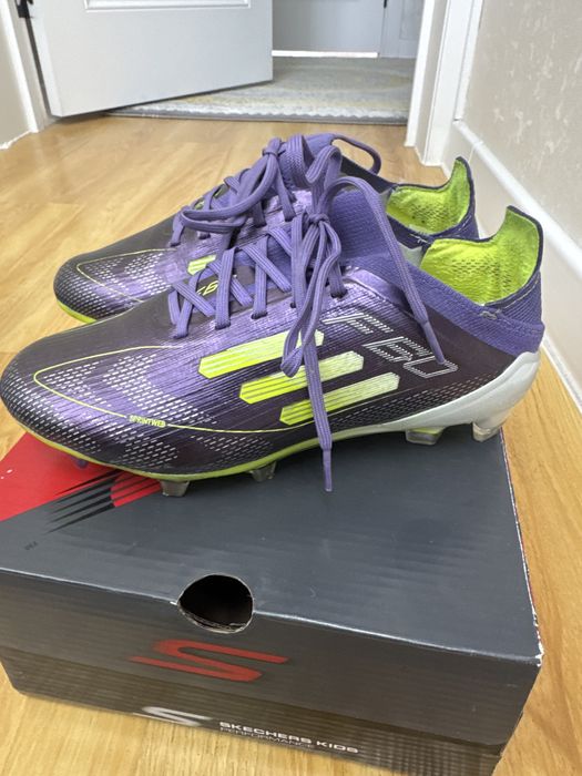 Butsi futbol  бутсы