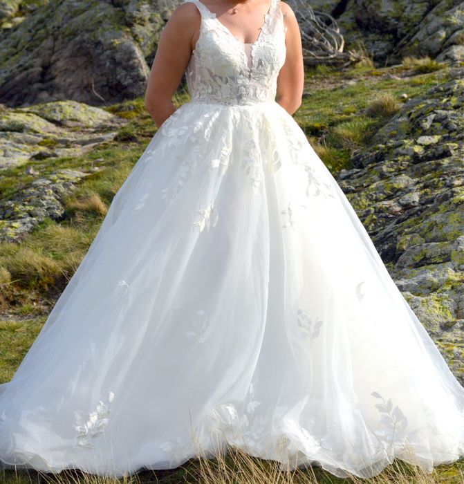 Булчинска / сватбена рокля