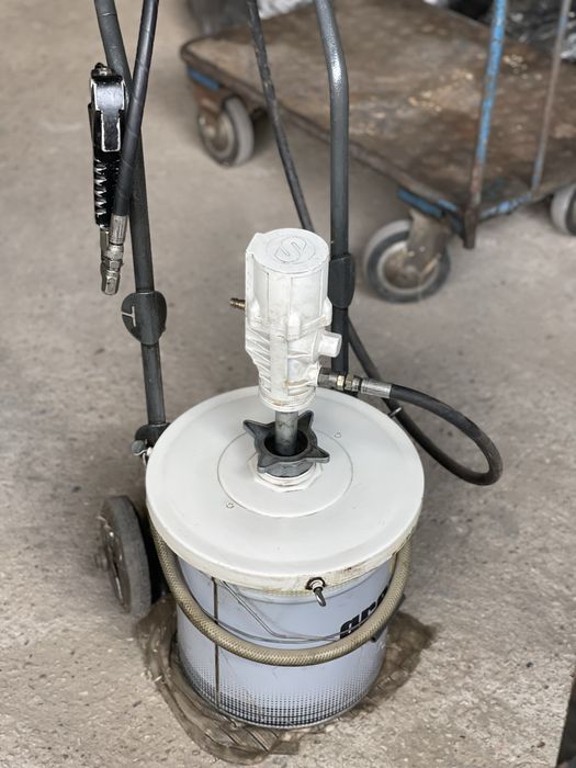 Пневматична Гресьорка