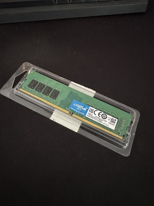Memorie RAM 16 Gb DDR4