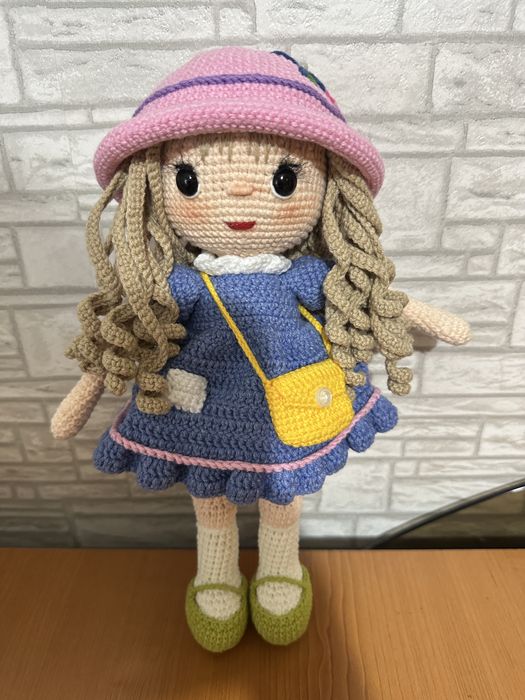 Плетени кукли от памучна прежда.