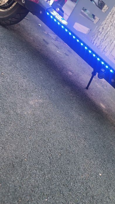 Самокат продаю за 100к новый