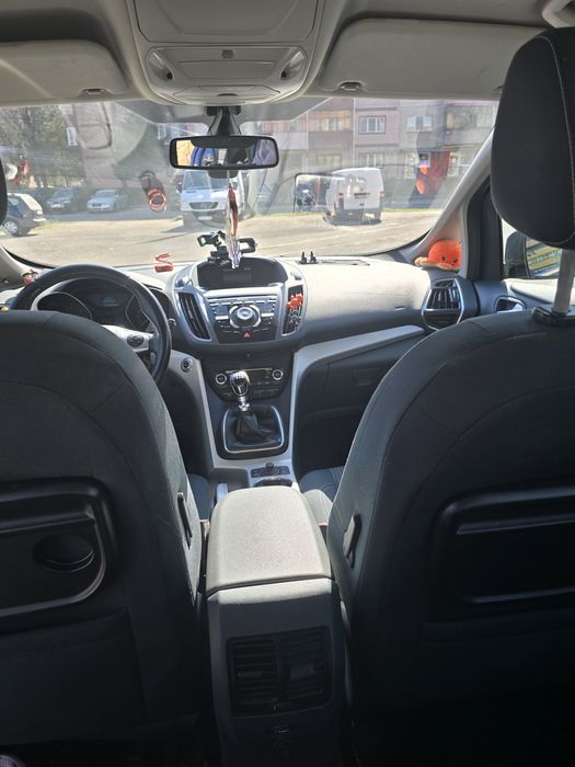 Vând ford c max grande