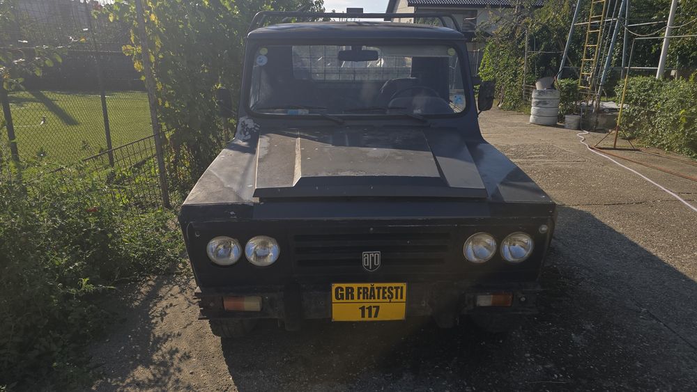 ARO 320 furgoneta, motor Brasov